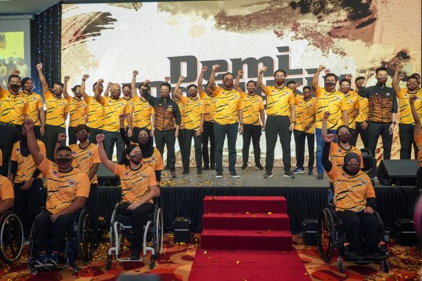 Atlet paralimpik malaysia 2021