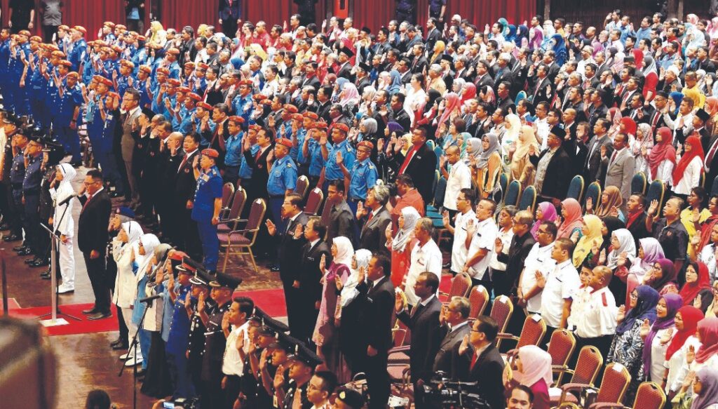 Kerajaan Sarawak beri bantuan Aidilfitri, Gawai bernilai RM500 Kerajaan Sarawak beri bantuan Aidilfitri, Gawai bernilai RM500