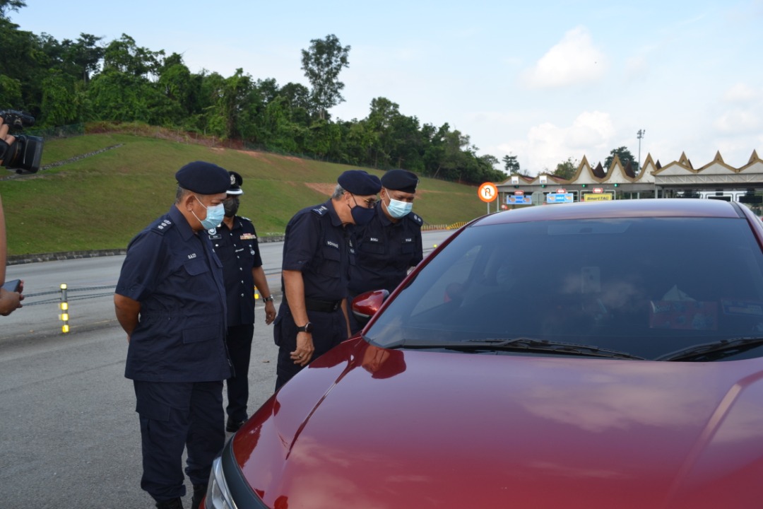 Polis pantau media sosial, kesan individu langgar SOP ...