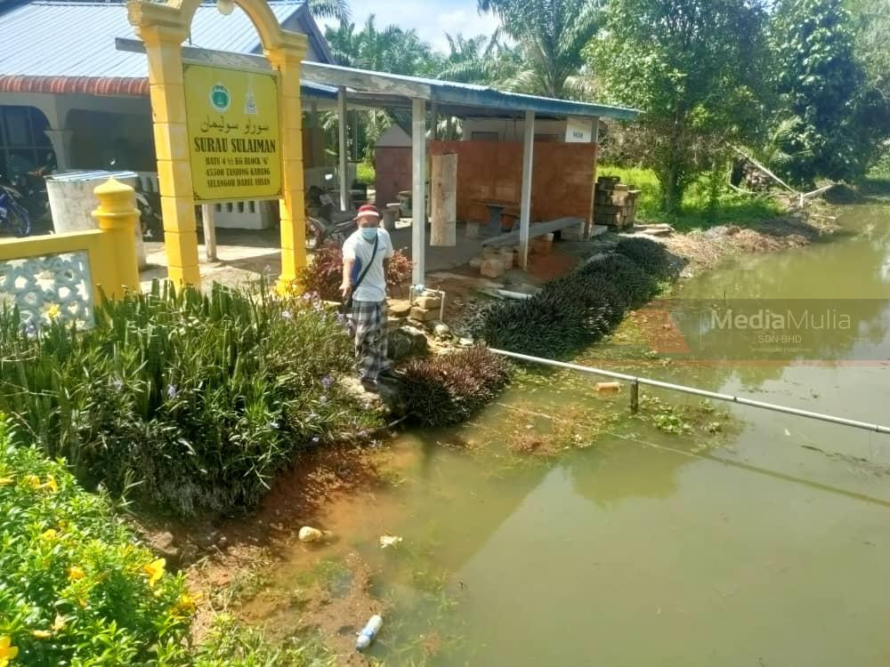 Surau sulaiman ikan puyu