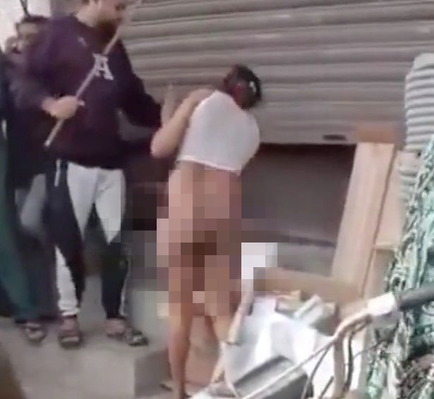 Wanita dipaksa bogel selepas dituduh mencuri