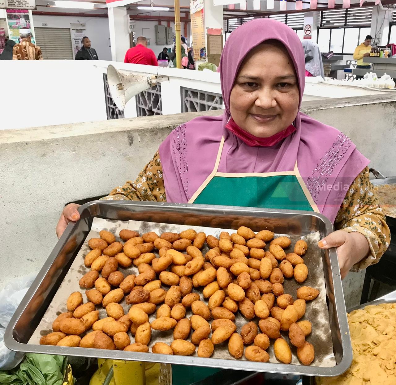 Rahimah jual cek mek 10 sen sebiji - Kosmo Digital