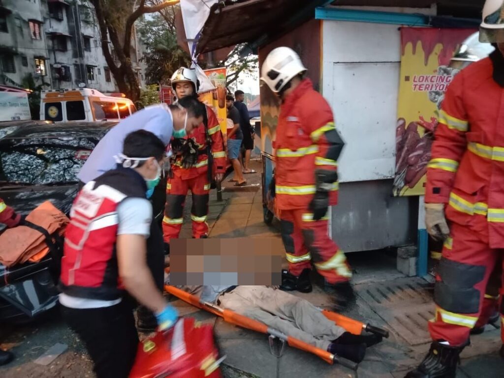 Rumah terbakar, warga emas melecur 20 peratus 2 WhatsApp Image 2023 02 09 at 8.47.36 AM