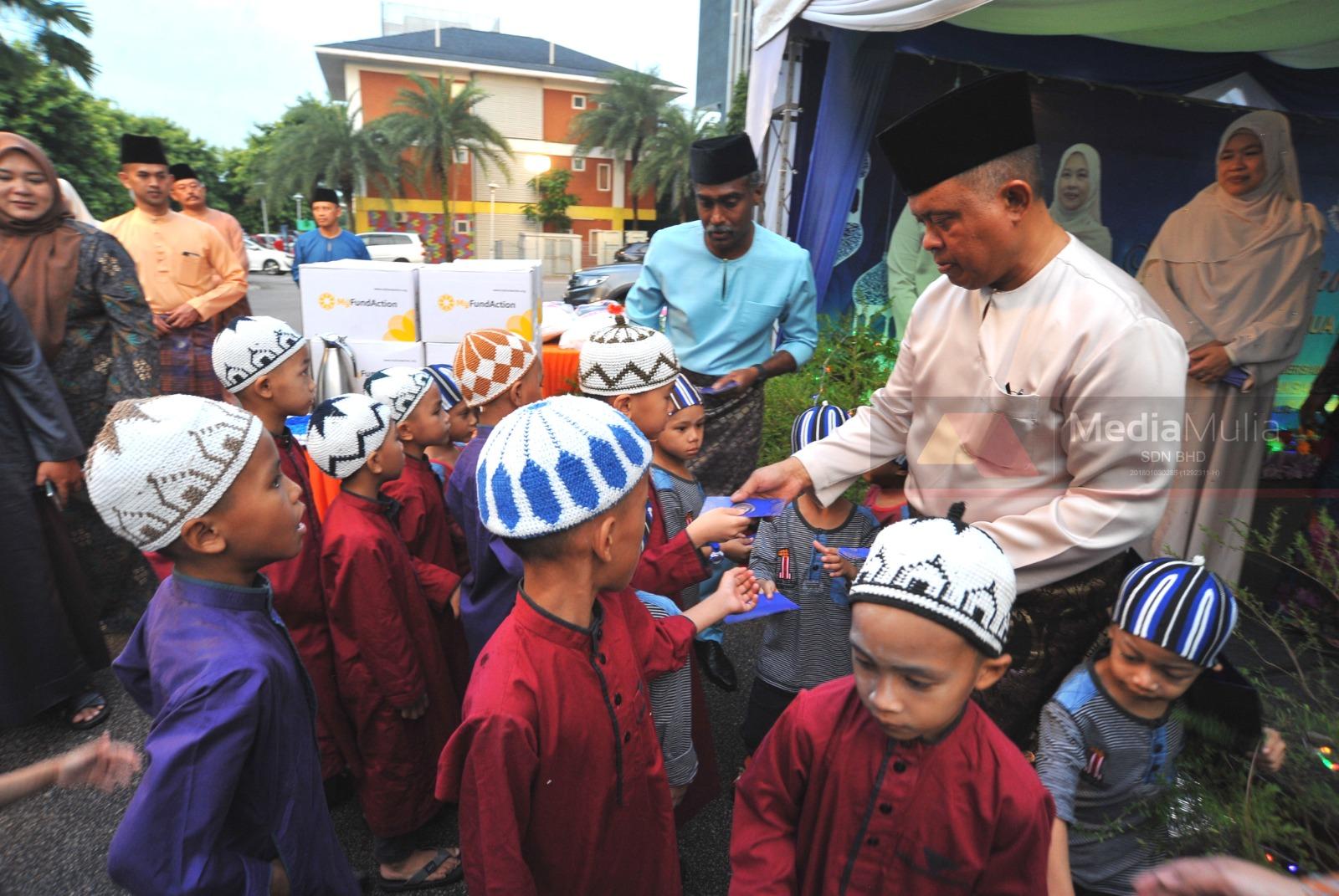 Simpan duit raya anak, jangan berjoli - Kosmo Digital