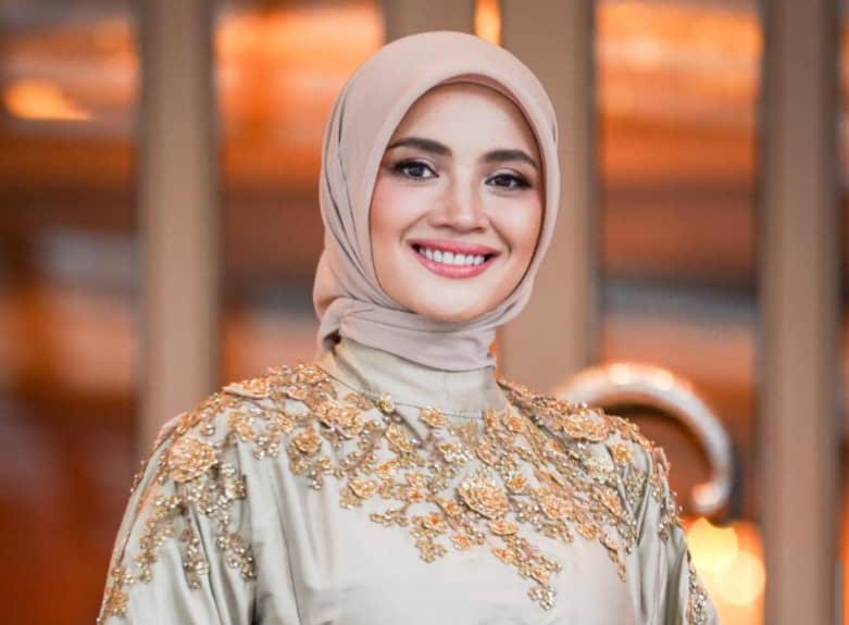 Clubbing' di Indonesia? Itu tuduhan berat - Fazura - Kosmo Digital