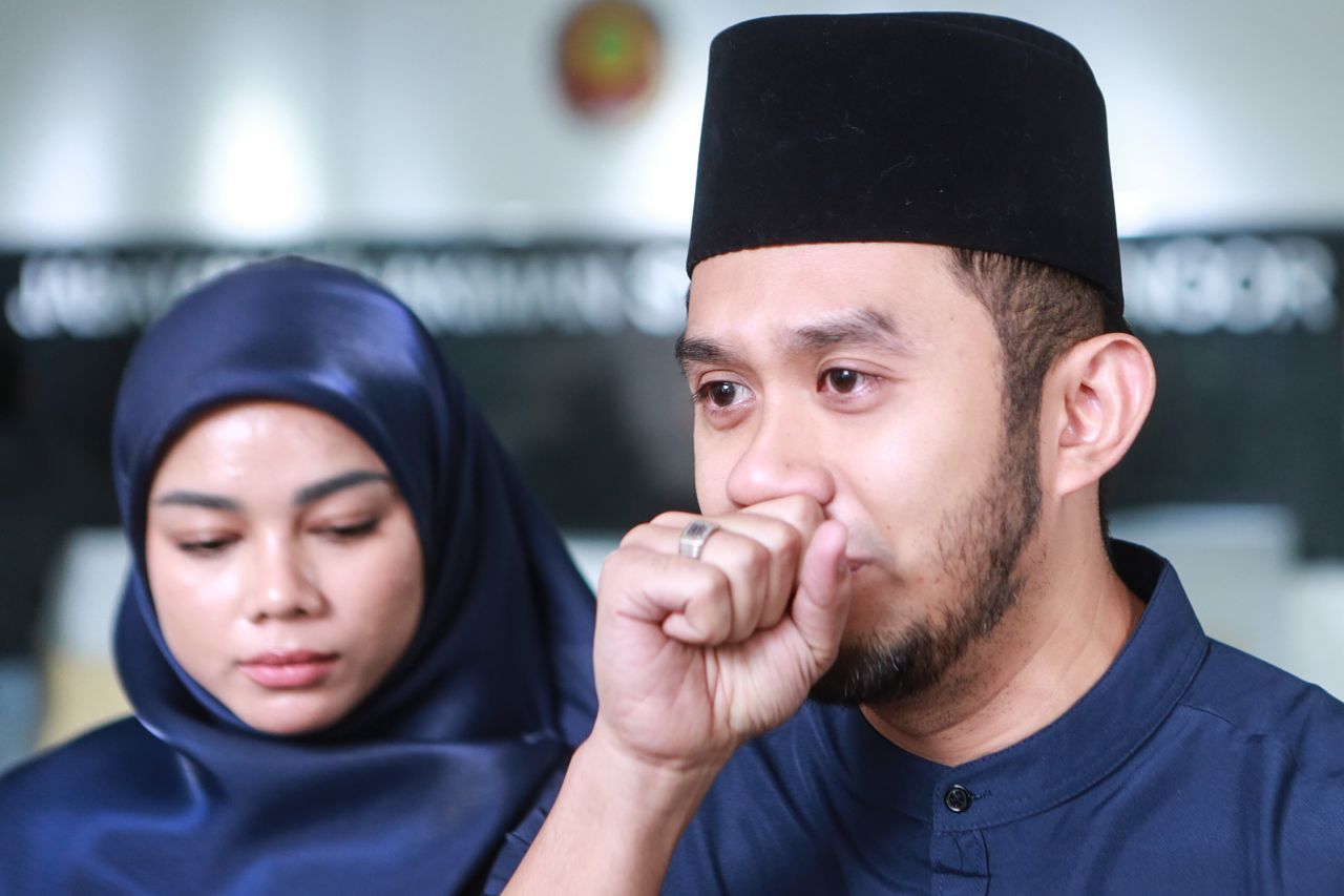 VIDEO] Tangisan gembira, Fizi Ali akhirnya 'dapat' jaga anak - Kosmo Digital