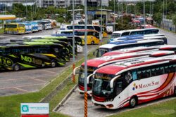 Standard piawaian soket pengecas bas ekspres siap April