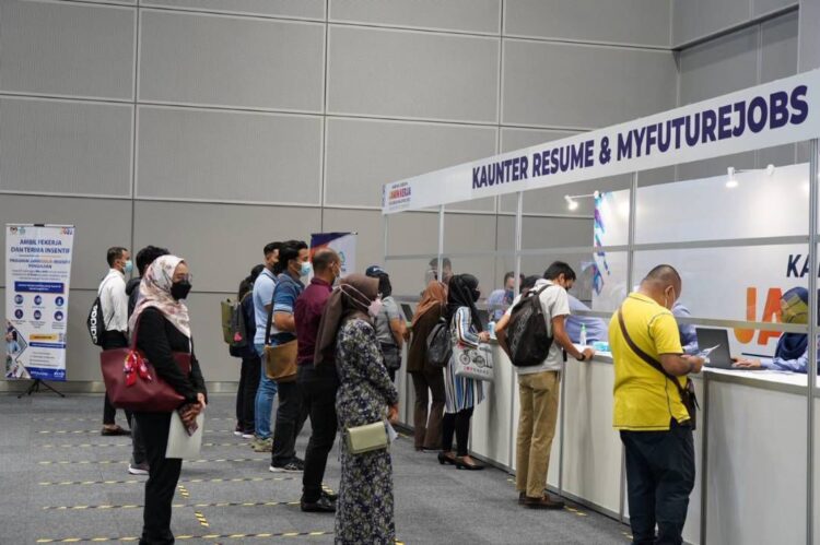 3,000 peluang pekerjaan di MYFutureJobs Green Job Fair 2024 - Kosmo Digital