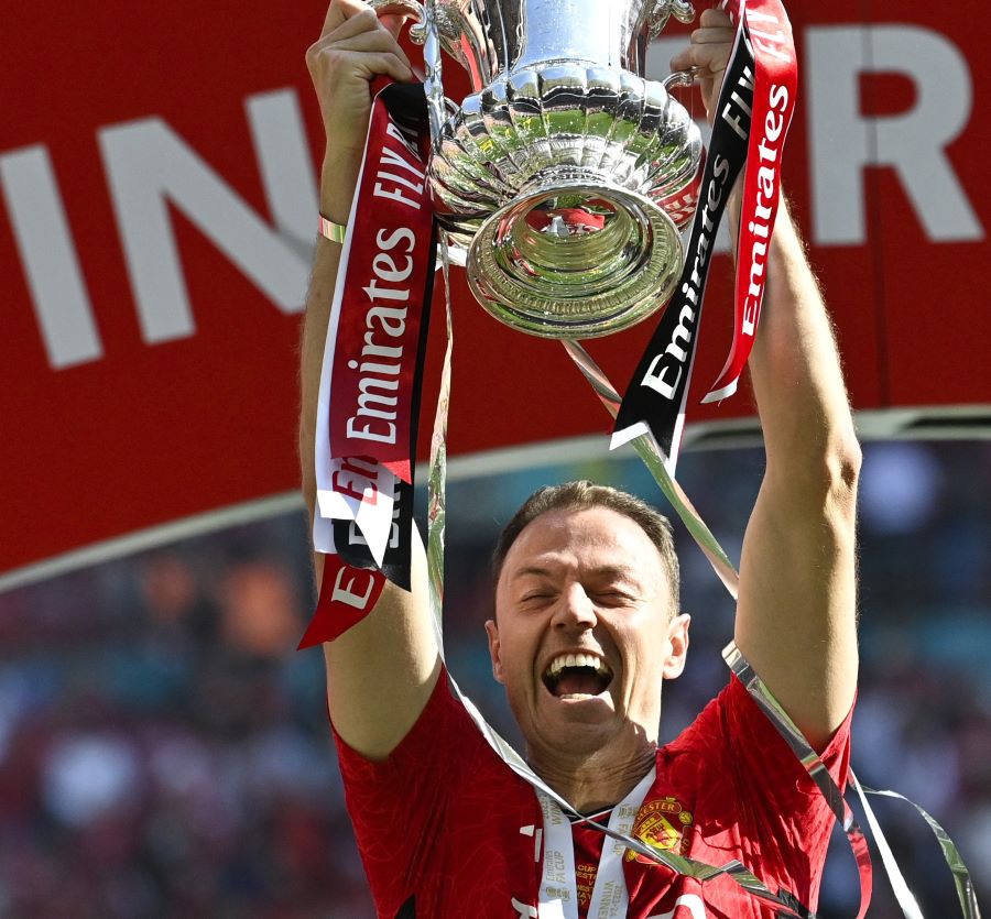 EPL: Evans mahu bersara di Manchester United