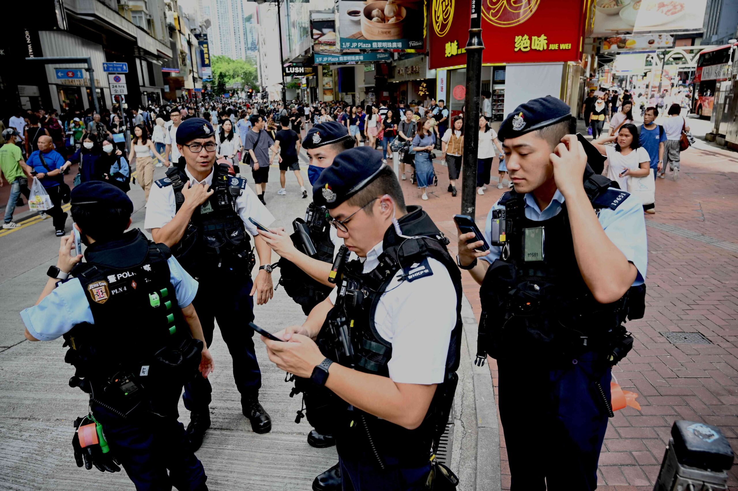 China latih ribuan pegawai polis asing