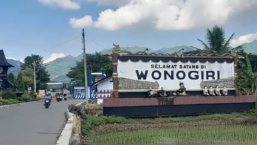 Penduduk panik bunyi dentuman misteri di langit