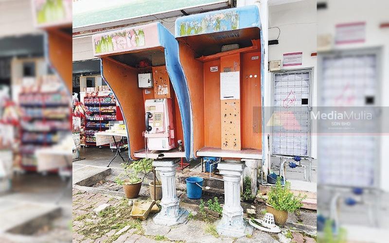 Luahan Pembaca: Roboh segera pondok telefon ‘sarang’ ular