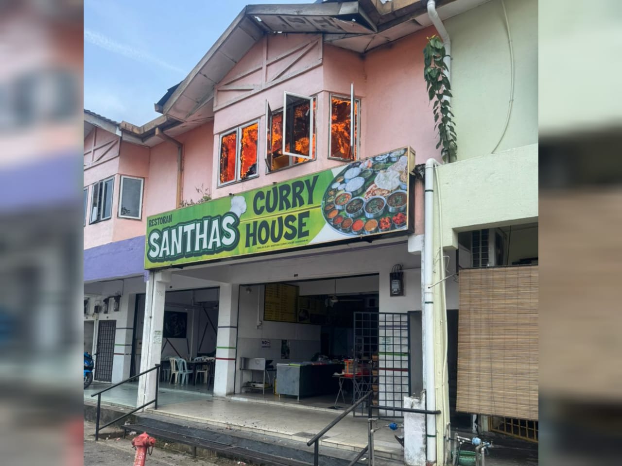 RUMAH KEDAI TERBAKAR