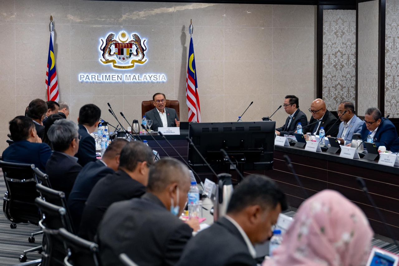 PM ANWAR