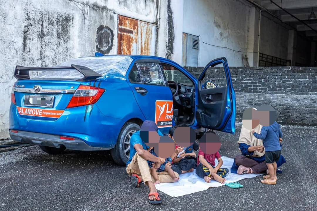 berumah dalam kereta