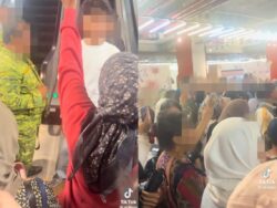 [VIDEO] ‘Hairan sanggup beratur 15 jam beli beg, aku tunggu burger 15 minit dah baran’