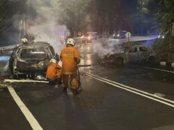 [VIDEO] 8 cedera Mercedes, Perodua Alza bertembung dan terbakar