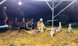 Imam hiba baca talkin jenazah dua anak saudara malam Nisfu Syaaban