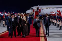 Anwar tiba di Bahrain, perkukuh kerjasama diplomatik