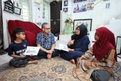 Anak Muhammad Basir terima bantuan wang tunai, internet percuma setahun