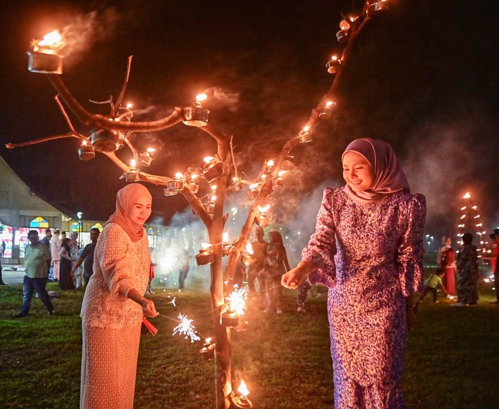 RR PERASING DEKORASI RAYA