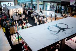 Promosi diskaun 70 peratus di Pop Up Store RR by Rizman Ruzaini
