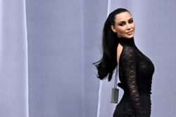 Geng ‘atuk’ samun Kim Kardashian lebih RM50 juta