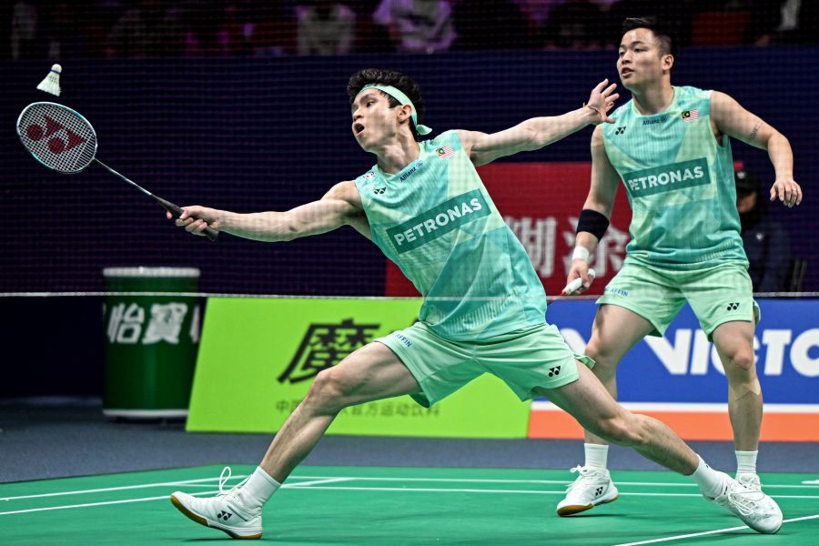 BADMINTON 5
