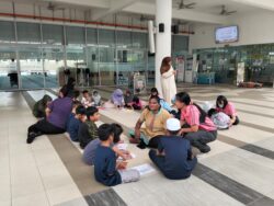 Riang ria di PPS, ubat kesedihan mangsa kebakaran