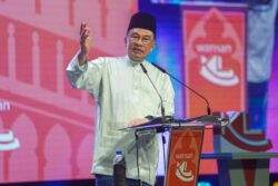 Mengapa projek dirasmikan PM sahaja boleh siap cepat?