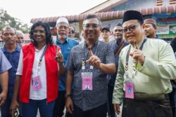 PRK Ayer Kuning: 45.01 peratus sudah mengundi setakat pukul 2 petang