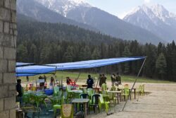 Suspek tembakan di Kashmir bawa AK-47