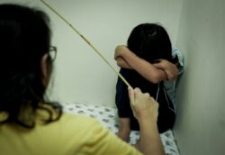 Ibu bapa pukul anak sebab stres, masalah emosi