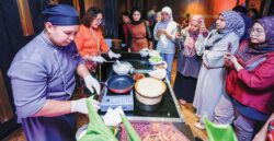 Nikmati keaslian hidangan Baba Nyonya