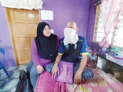 ‘Malu keluar rumah, terpaksa pakai topeng’