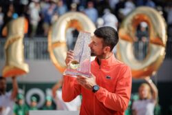 Djokovic kini sebaris dua legenda dunia