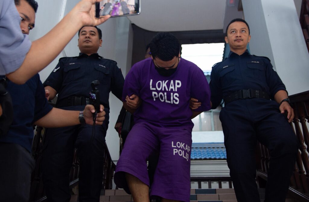 Pemandu e-hailing mengaku rompak kedai emas mahu bayar along RM70,000