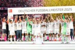 Muller akhiri karier Bayern sebagai legenda