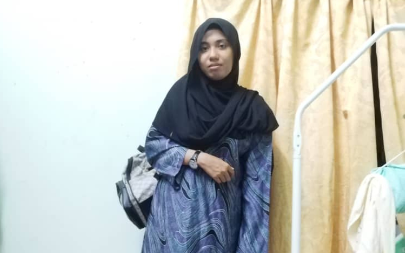 Bapa lumpuh bertongkat cari anak hilang ketika ke sekolah