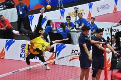 Skuad kuadran sapu bersih kemenangan peringkat kumpulan