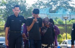 ‘Anak saya terjatuh, saya tak mengaku salah’