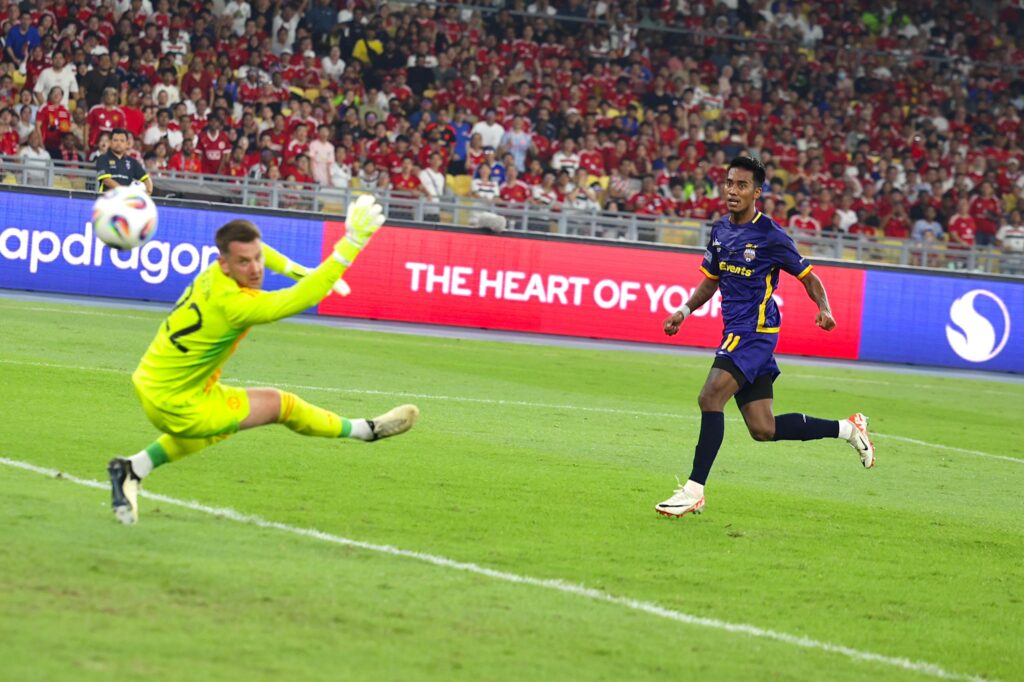 Manchester United dimalukan ASEAN All-Stars di Bukit Jalil