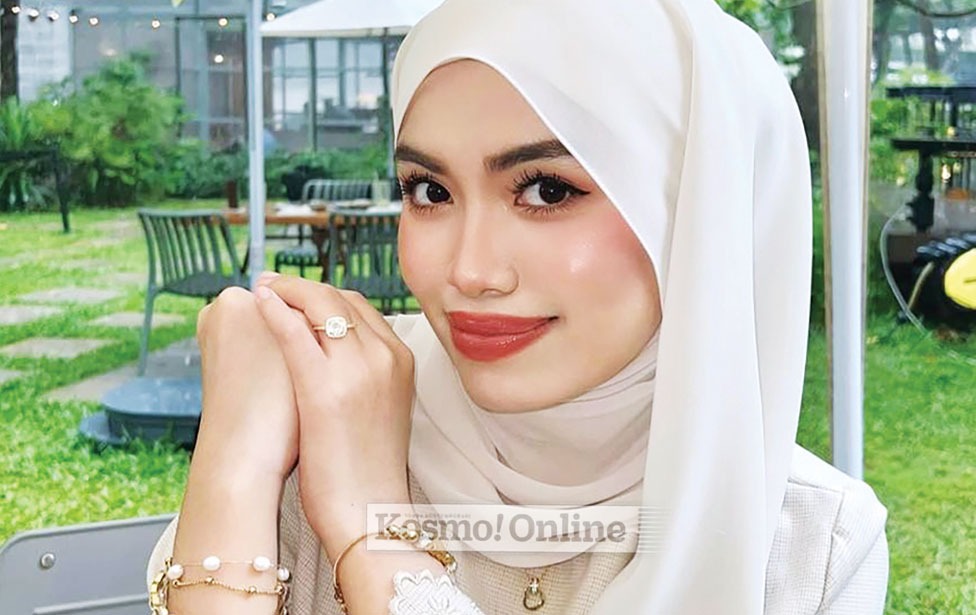 Riss lebih bahagia selepas patah hati