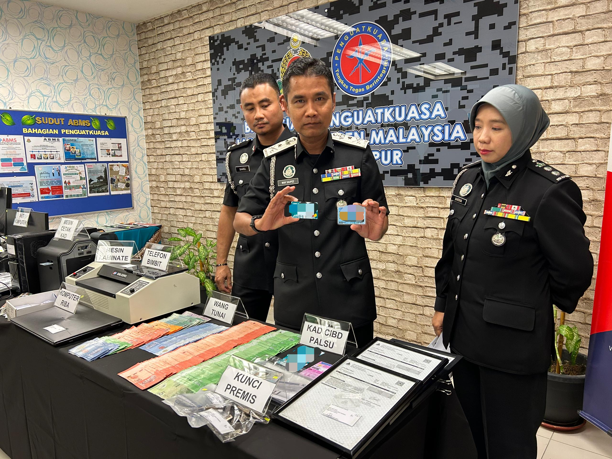 pasport JIM serbuan