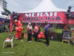 Tiga hari siapkan khemah rumah sukan anak