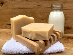 Hukum membuat sabun dengan susu ibu