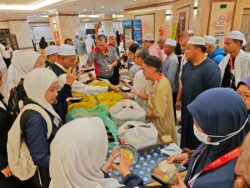 Petugas media TH ‘panjangkan’ sedekah dari Malaysia