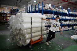 Penurunan tarif AS, China bermula