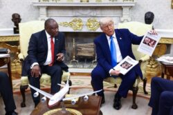 Trump bertengkar dengan Presiden Afrika Selatan di White House