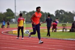 Azeem sasar podium Universiade Jerman